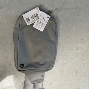 Lululemon Everywhere Belt Bag Large
